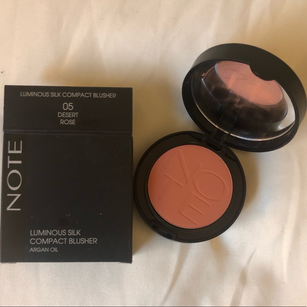 NOTE Luminous Silk Blush